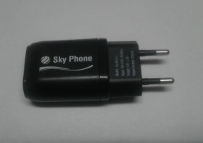 Зарядно 220V SKY PHONE 2A със защита универсално черно